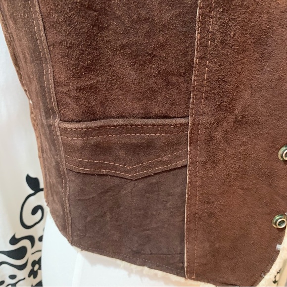 Brown Sherpa Leather Vest Size Medium Snaps - Picture 3 of 8